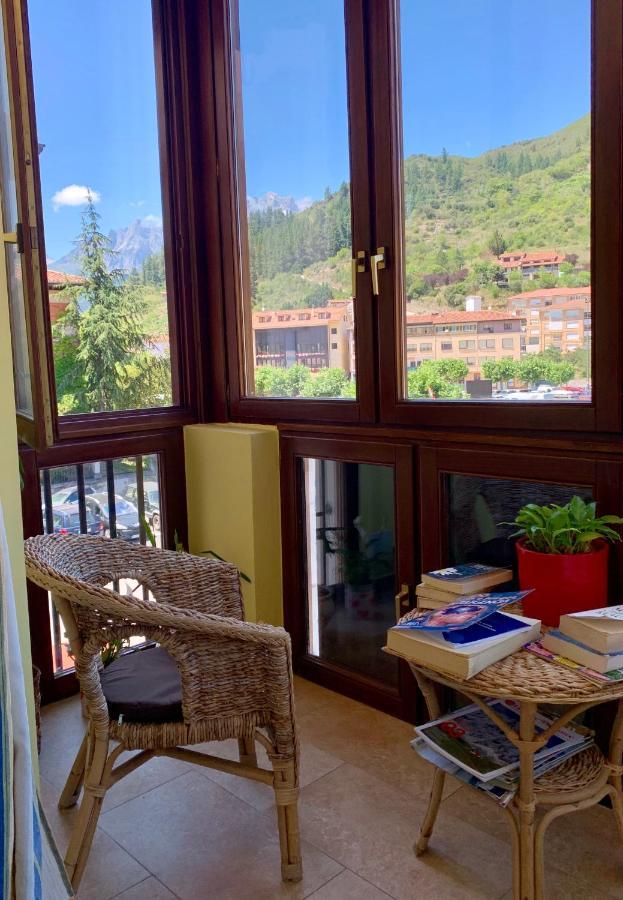 Hostal La Serna Otel Potes Dış mekan fotoğraf