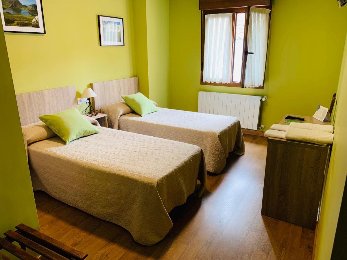 Hostal La Serna Otel Potes Dış mekan fotoğraf