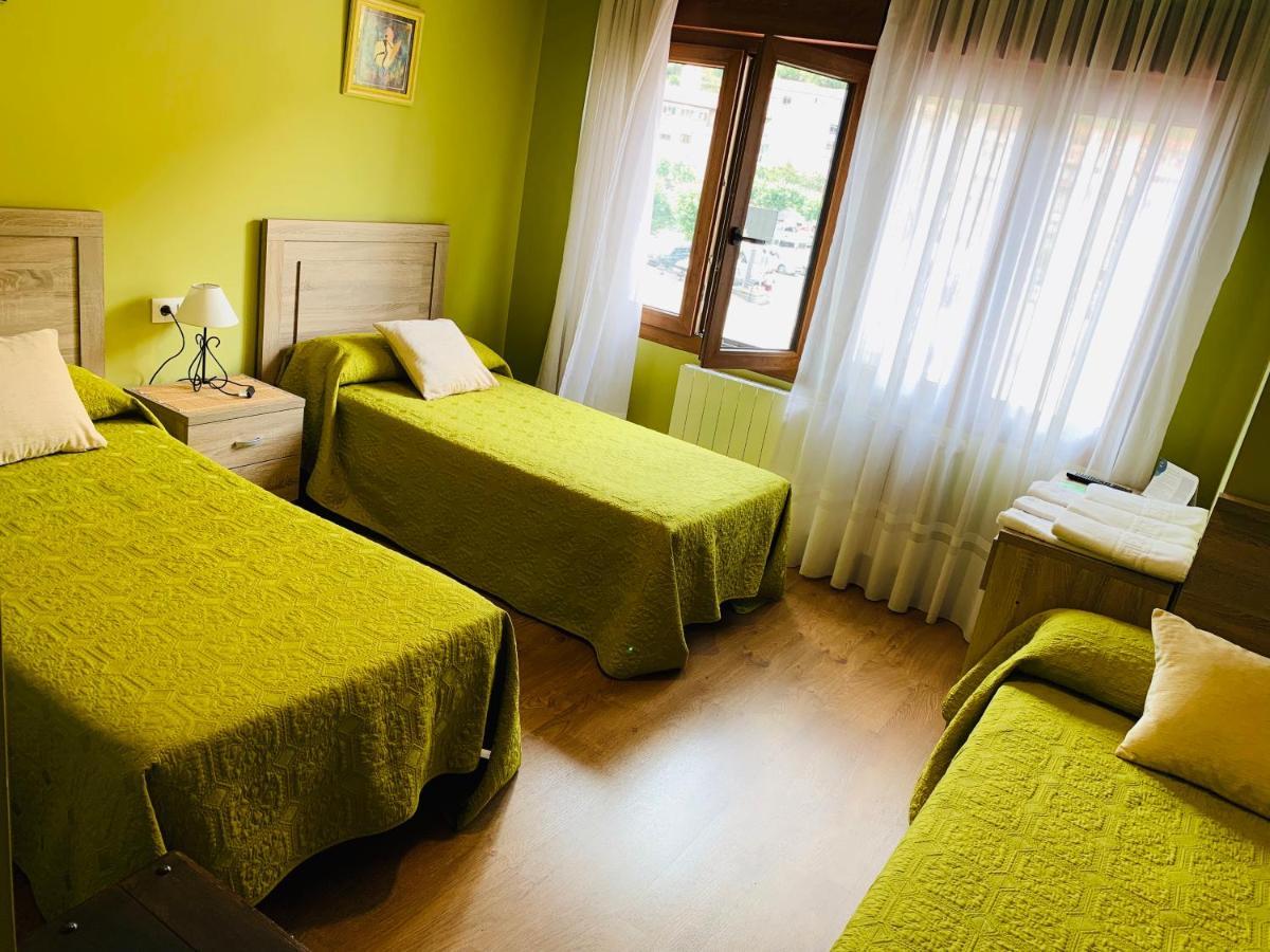 Hostal La Serna Otel Potes Dış mekan fotoğraf